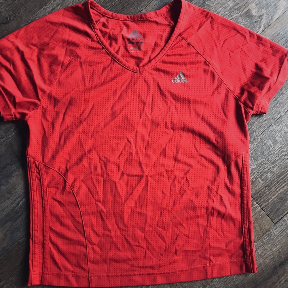 Adidas T-Shirt